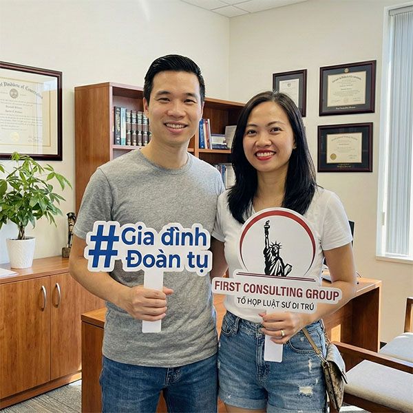 Vợ chồng chị Ly – anh Đức