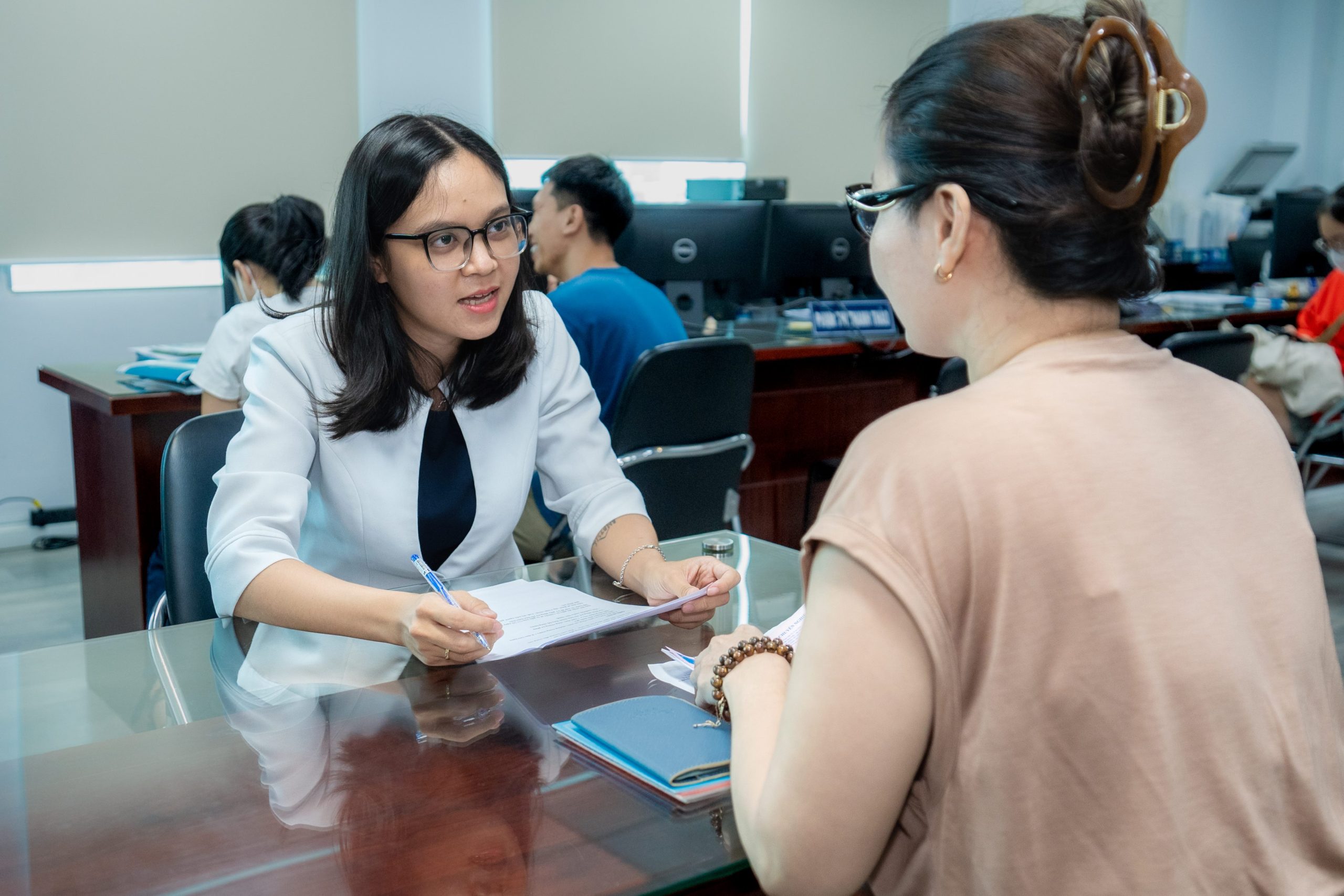 Quy trình làm hồ sơ cứu xét nhân đạo tương đối phức tạp