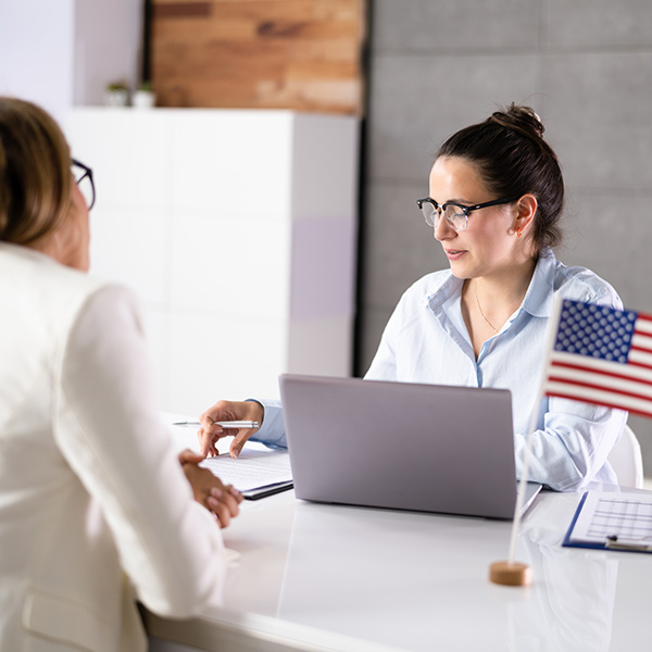 USCIS cũng sẽ đánh giá mức độ thay đổi sau khi phạm sai lầm của người nộp đơn xin nhập tịch