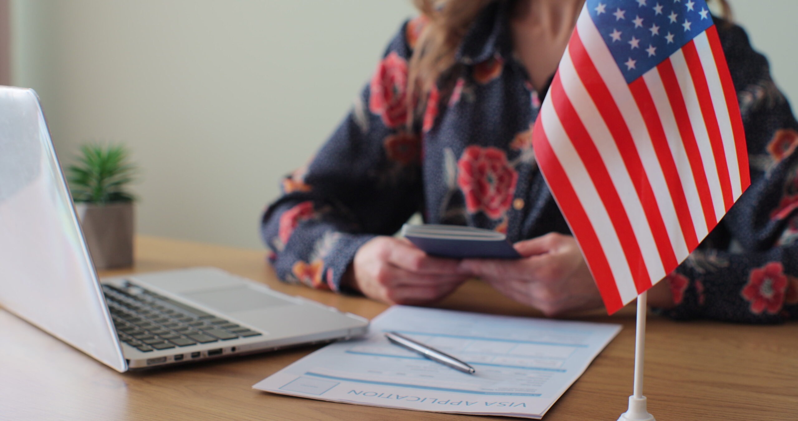 Thông báo quan trọng về thay đổi quy trình phỏng vấn visa nhập cư từ ngày 01/11/2025