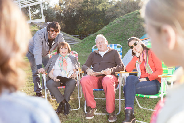 Bảo Lãnh Thân Nhân Du Lịch Mỹ: Đối Tượng, Điều Kiện và Thủ Tục – First Consulting Group