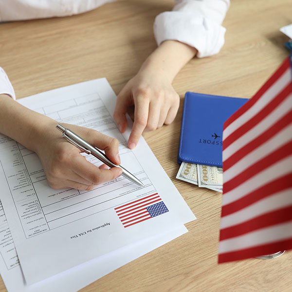 Ảnh visa Mỹ chuẩn USCIS: Yêu cầu chi tiết ai cũng cần biết để tránh rớt hồ sơ ngay từ bước đầu