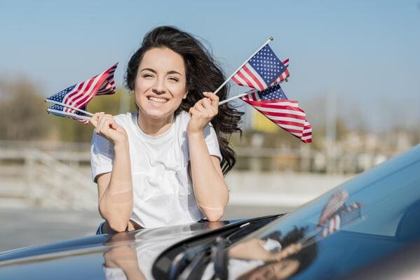 Có nên định cư ở Mỹ không? Phân tích toàn diện từ chi phí, cơ hội đến rủi ro cho người Việt – First Consulting Group