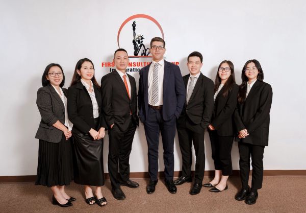 First Consulting Group - Tổ Hợp Luật Sư Di Trú Mỹ với hơn 23 năm kinh nghiệm