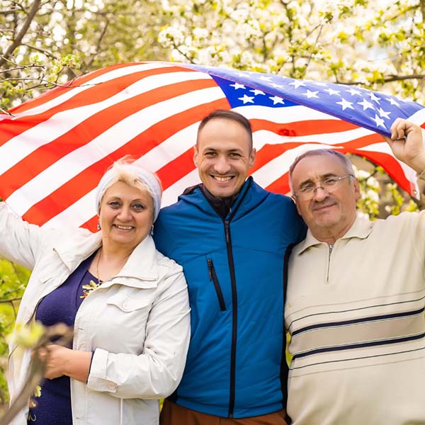 bao-lanh-cha-me-di-my-25579512