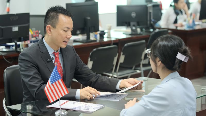 First Consulting Group với hơn 23 năm kinh nghiệm trong lĩnh vự di trú và nhập tịch Mỹ