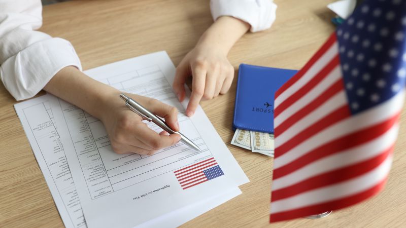 Hướng dẫn gia hạn visa Mỹ F1 chi tiết từ First Consulting Group