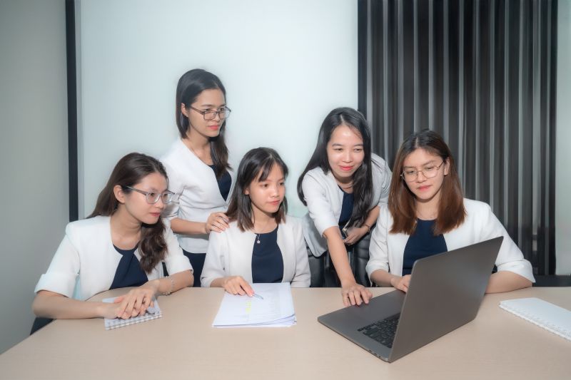 First Consulting Group đồng hành cùng quý vị trong hành trình định cư Mỹ