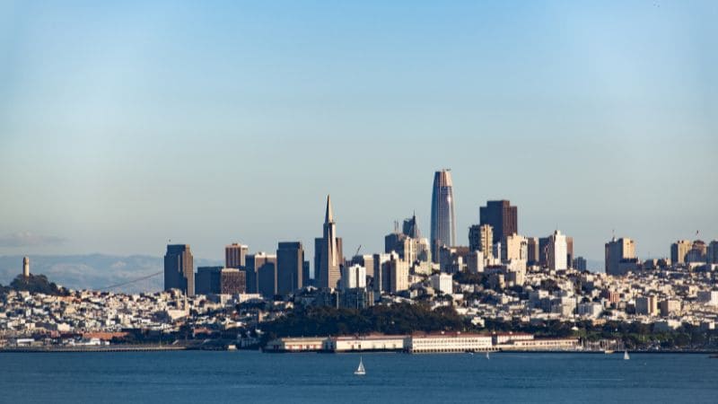 Cách mà người Việt thích nghi với múi giờ ở San Francisco