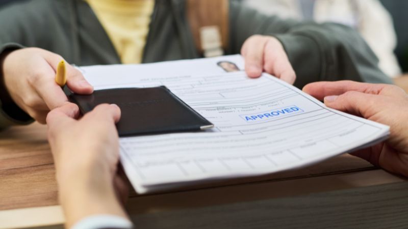 Làm lại hộ chiếu bị mất - First Consulting Group