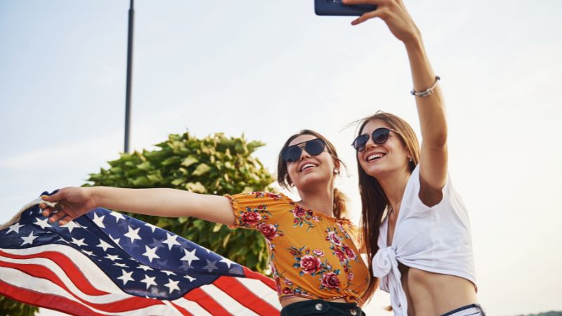 Cách chọn sim 4G đi Mỹ theo từng nhóm người và diện nhập cảnh